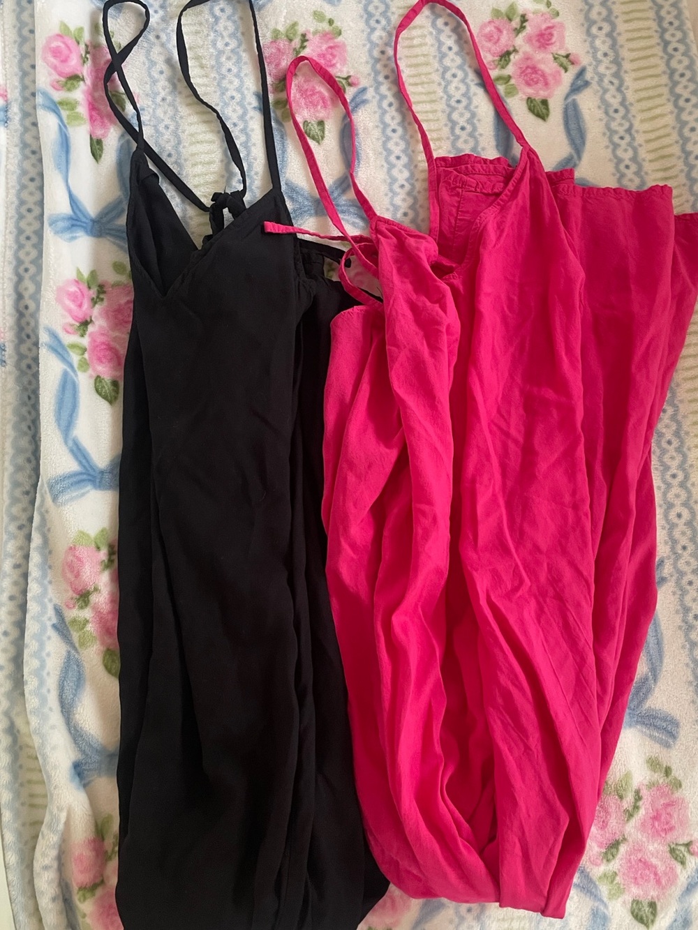 Old Navy Black and Pink Spaghetti Strap Dress